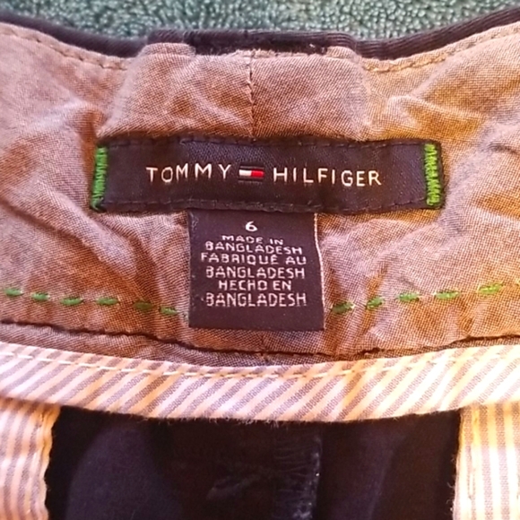 Tommy Hilfiger navy chino shorts - Picture 4 of 4